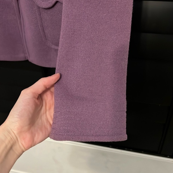 RARE! Never Worn! Gorgeous “Bebe” Vintage Purple Jacket/Coat! Size 8 runs small! - Picture 5 of 8